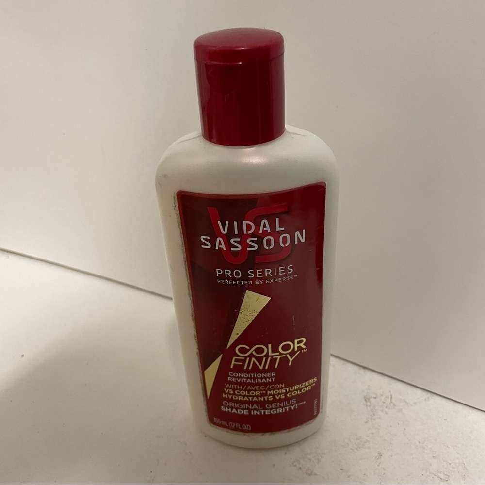 Vidal Sassoon VS Pro Series Color Finity Protecting Conditioner